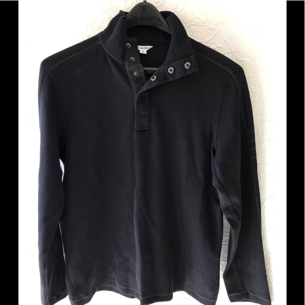 Calvin Klein men’s pullover light weight sweater